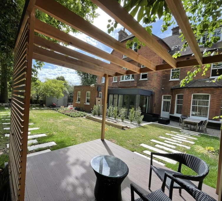 belsize park garden - detail of the pergola with stepping stones